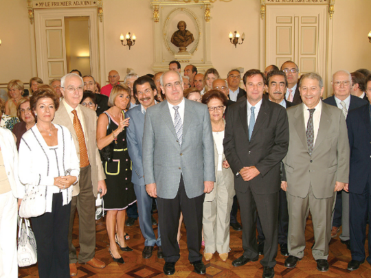 Meeting with First Deputy Mayor of Marseilles Renaud Muselier and AGBU community leaders. (2005)