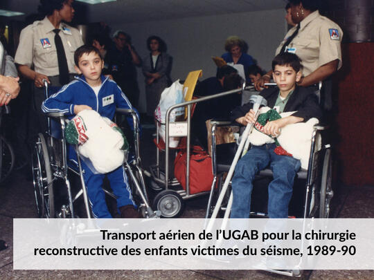 Transport aérien de l’UGAB pour la chirurgie reconstructive des enfants victimes du séisme, 1989-90
