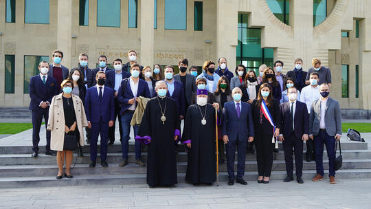 Yeria members with His Holiness Garegin II