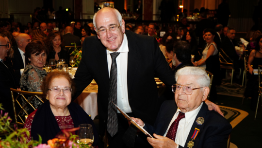 Berge Setrakian with Dr. Patapoutian’s parents, Sarkis and Haigouhi Patapoutian, after presenting them with the AGBU President’s Award 2023